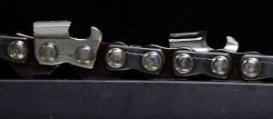 El mantenimiento de la cadena de una motosierra pasa por el afilado de los dientes de corte y los indicadores de profundidad de la cadena.