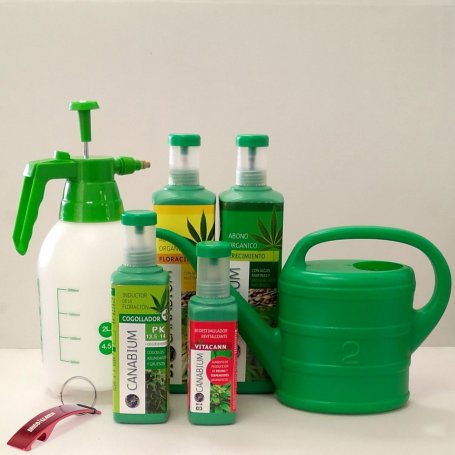 Set von 4 Produkten wesentlich für den Anbau von Cannabis Canabium Drucksprüher + 2L + 2L Dusche