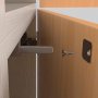 Lote de 10 fechos de porta Push Lite para aparafusar com plástico cinza magnético de 80 mm regulado Emuca